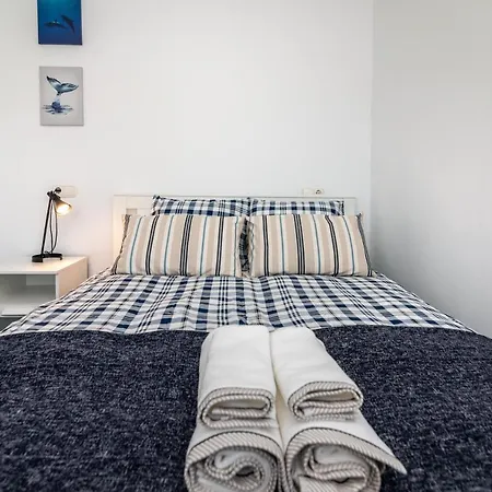 Vb Velazquez 6bdr Independent * Benalmádena